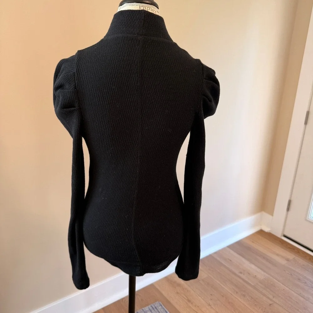 Free People Women's Black‎ Long Sleeve Mock Turtleneck Puff Sleeve Shirt Size M